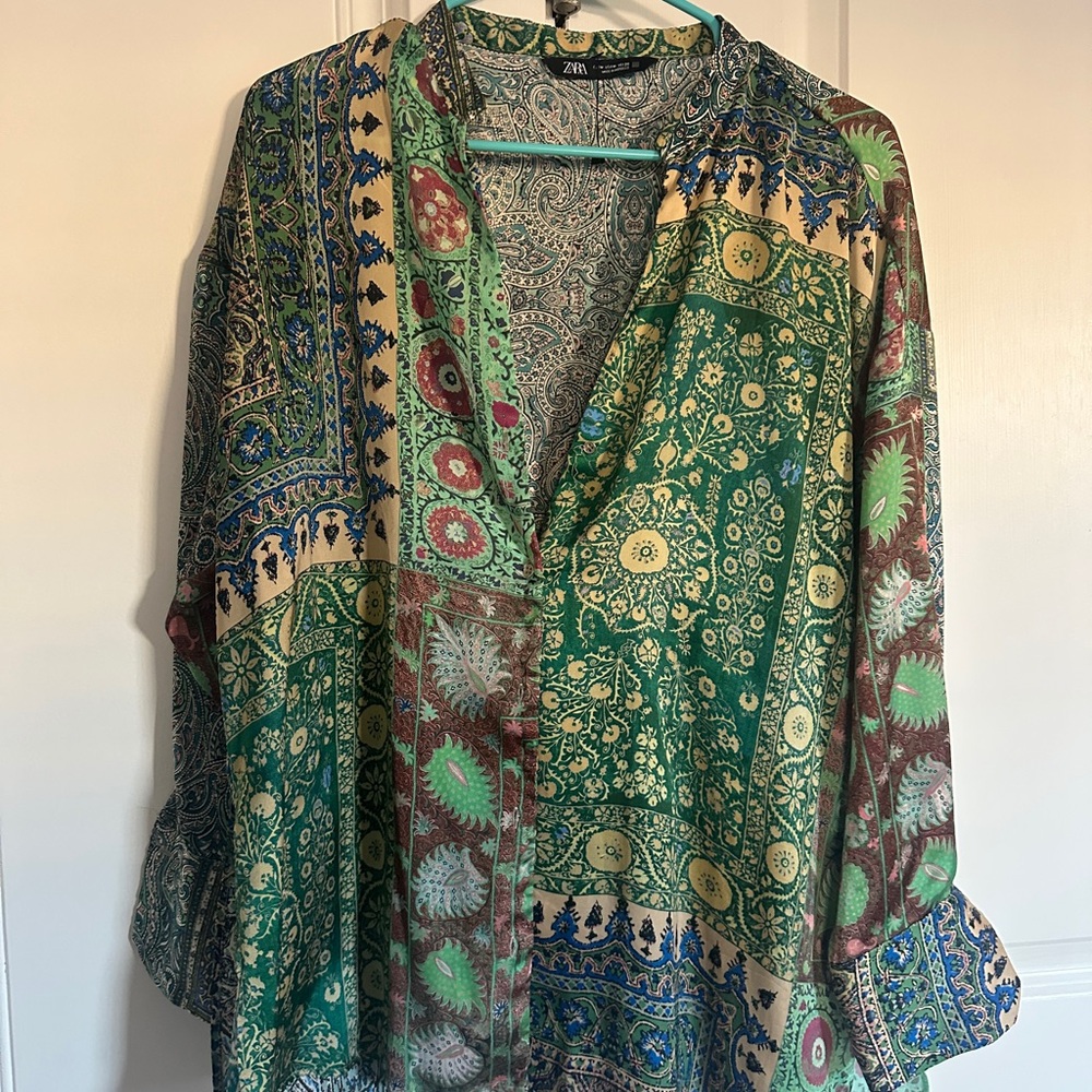 Zara Green and Blue Patterned Paisley Button Up Blouse